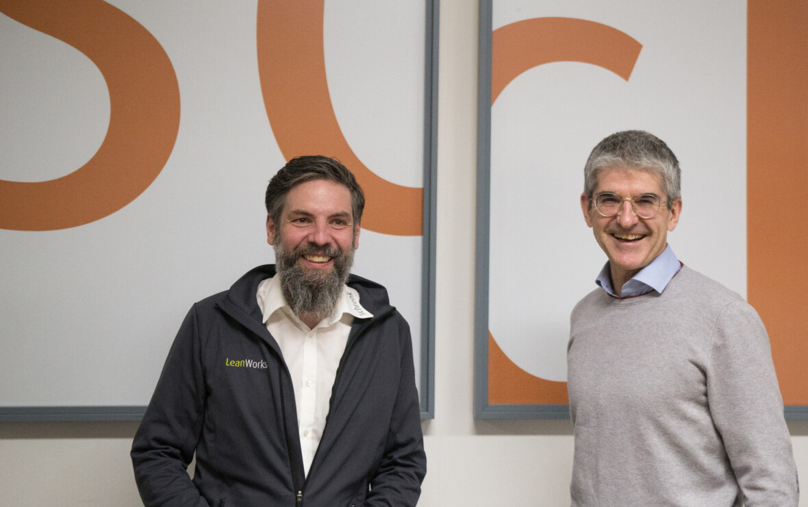 Freuen sich auf die gemeinsame Zukunft mit Myblock: Geschäftsführer Stefan Schrenk (l.) und Gesellschaftervertreter Ernst Thurnher (r.).
Bild: myblock GmbH Freuen sich auf die gemeinsame Zukunft mit Myblock: Geschäftsführer Stefan Schrenk (l.) und Gesellschaftervertreter Ernst Thurnher (r.).
Bild: myblock GmbH