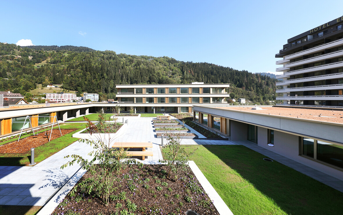 Wohn- und Geschäftshaus MARCAU, Ilanz-Glion Wohn- und Geschäftshaus MARCAU, Ilanz-Glion