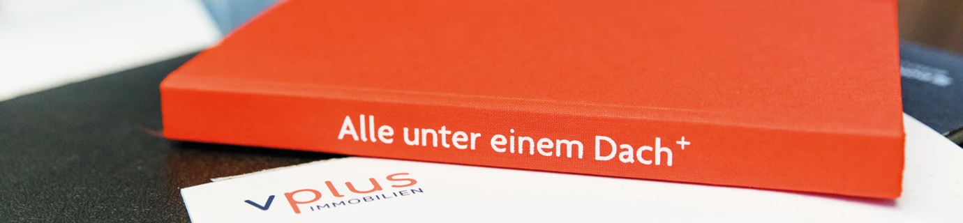 Immobilienverwaltung vplus Notizbuch und Briefpapier