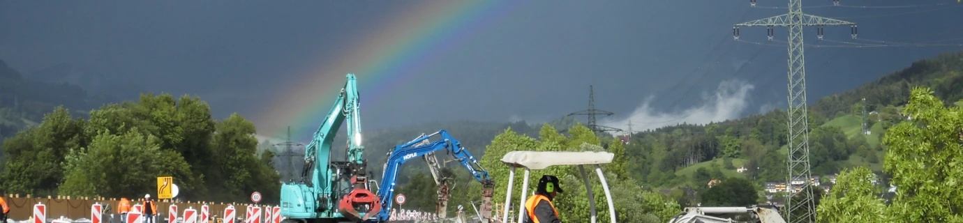 A 14 Rheintal/Walgau-Autobahn Instandsetzung Rhomberg Bau mit Regenbogen