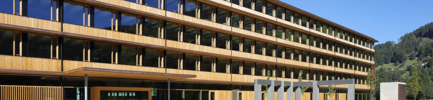 ICM-Illwerke-Zentrum-Montafon-außen-mit-Wiese© Norman A. Müller