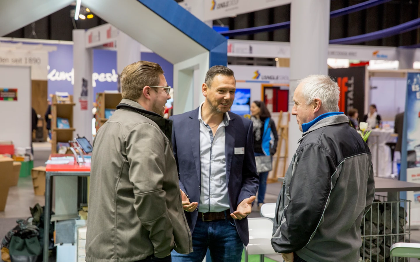 Direkte Beratung vom Bauprofi Direkte Beratung vom Bauprofi