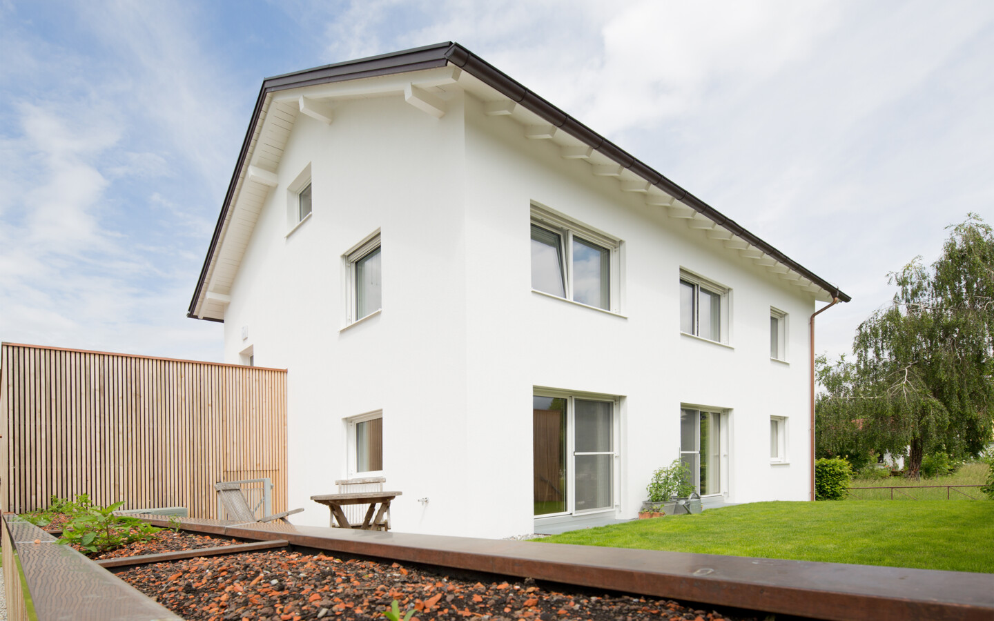 Umbau Einfamilienhaus Greussing-Pallavicini Aussenansicht Umbau Einfamilienhaus Greussing-Pallavicini Aussenansicht