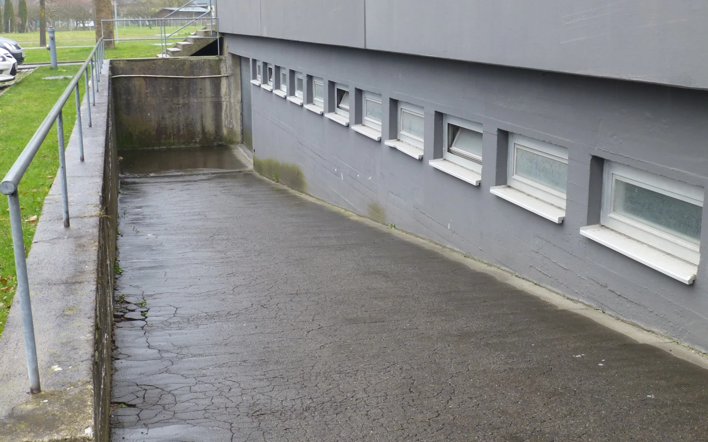 Rhomberg's Fabrik Aussenansicht Eingang Garage 2