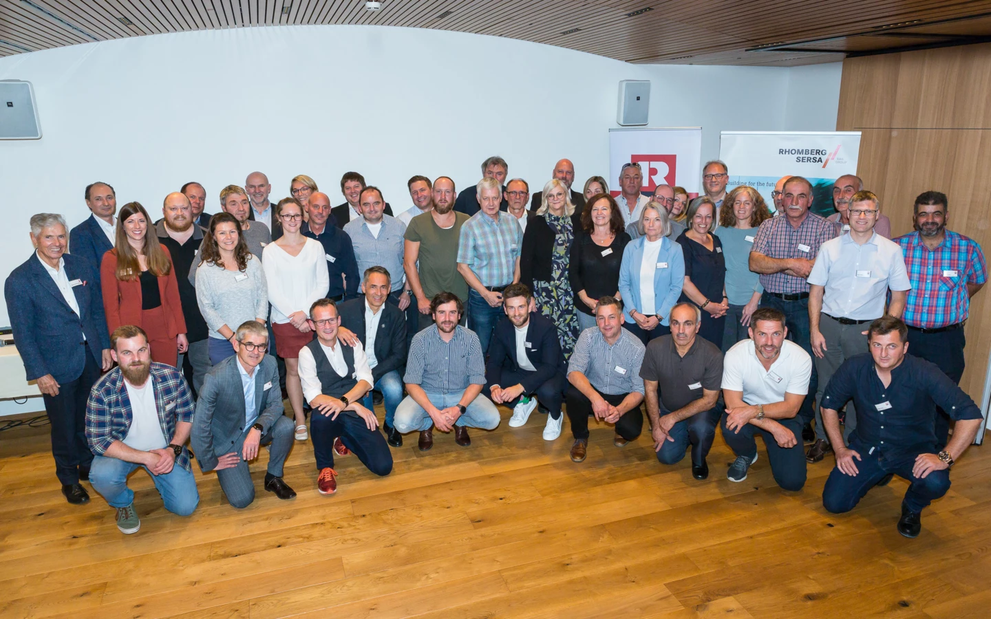 780 Jahre Zusammenhalt: Die 49 Jubilare der Rhomberg Gruppe feierten Donnerstagabend gemeinsam im Bregenzer Hotel Schwärzler. 780 Jahre Zusammenhalt: Die 49 Jubilare der Rhomberg Gruppe feierten Donnerstagabend gemeinsam im Bregenzer Hotel Schwärzler.