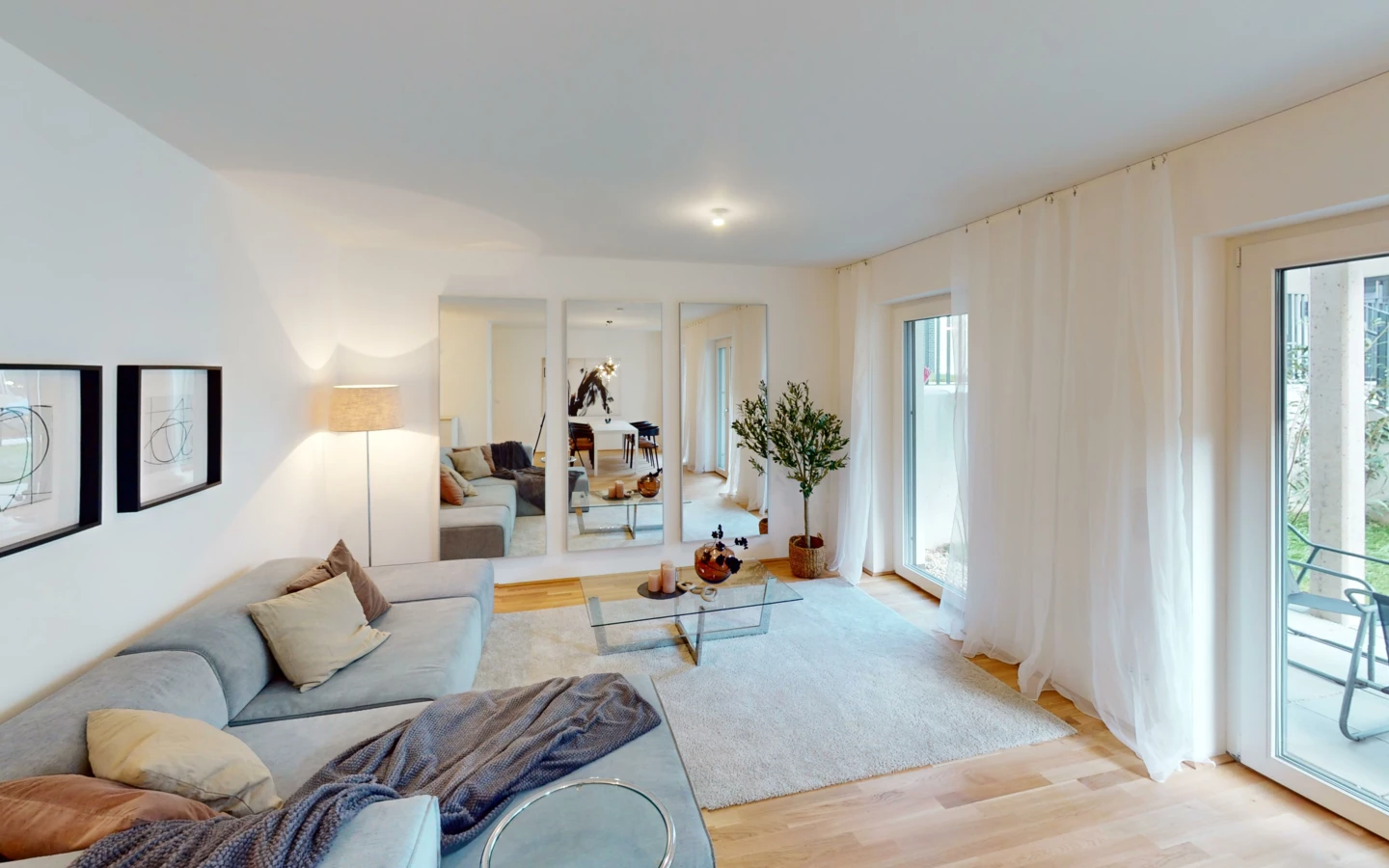 Sophies-Garten-Stiege-1-Top-3-Living-Room Sophies-Garten-Stiege-1-Top-3-Living-Room