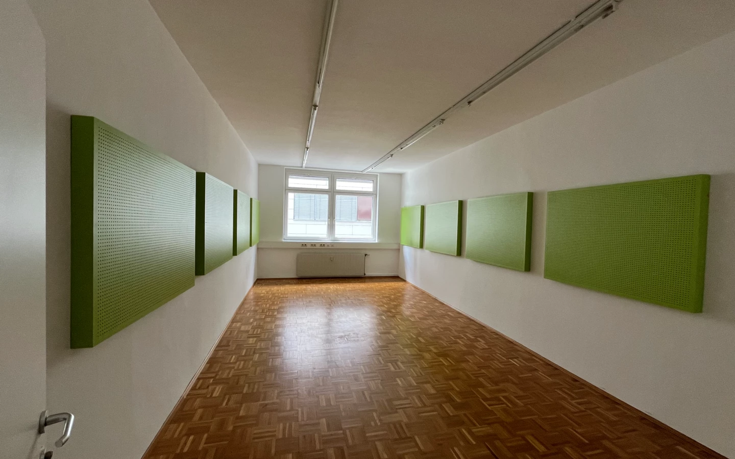 Top GR103_16 Top GR103_16