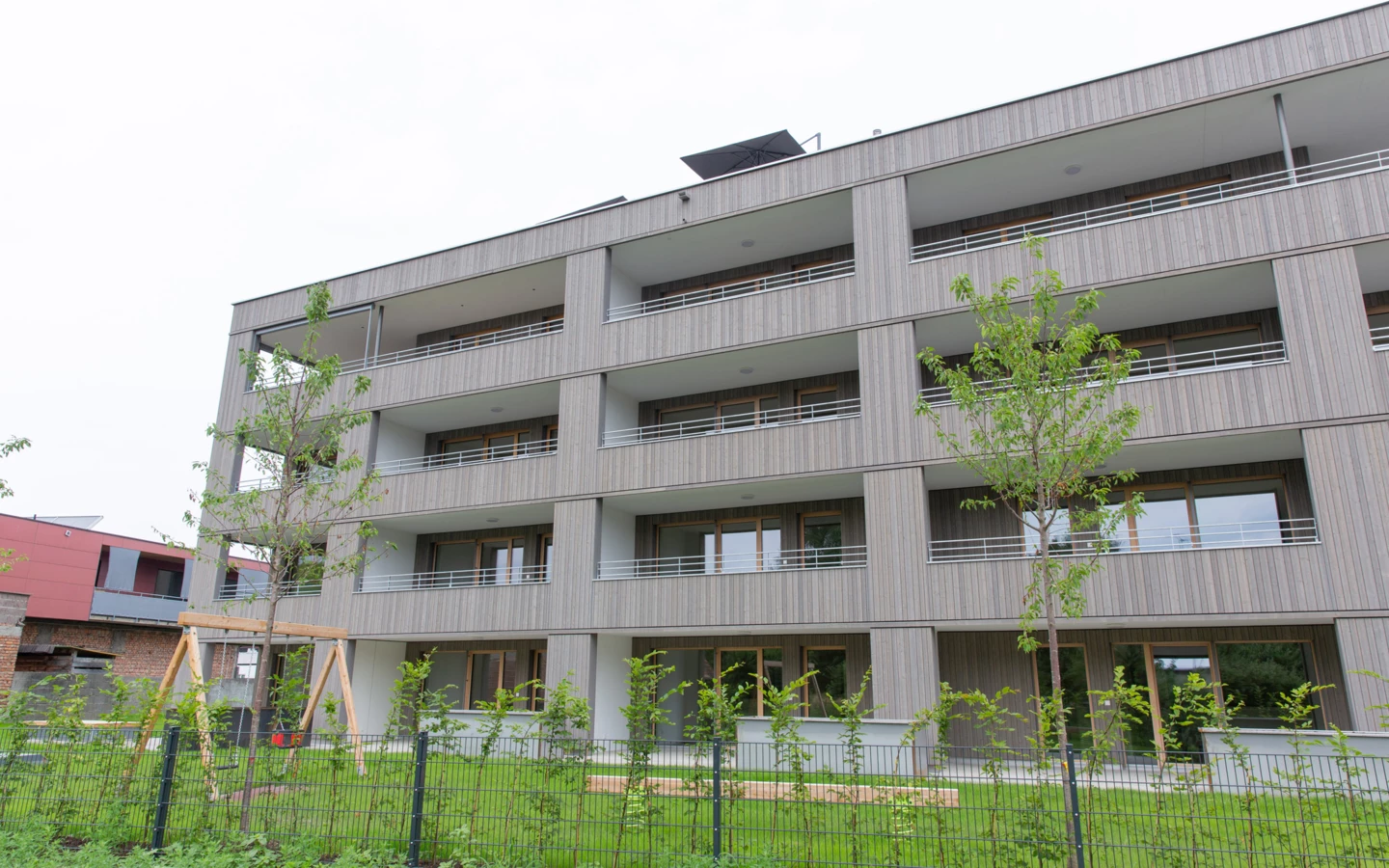 Auch Vorarlberger Privatleute bereichern den Wohnungsmarkt im Ländle: Hier die neue Anlage in der Lustenauer Blumenaustraße, in der 17 Mietparteien ein neues Zuhause gefunden haben.