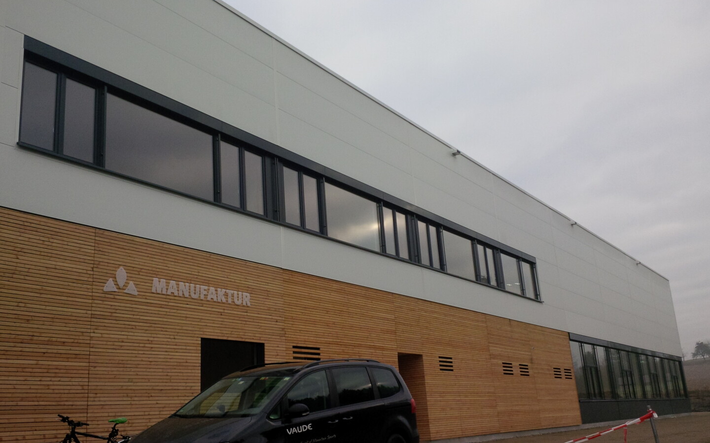 Produktionshalle Vaude in Tettnang Obereisenbach, Deutschland Produktionshalle Vaude in Tettnang Obereisenbach, Deutschland