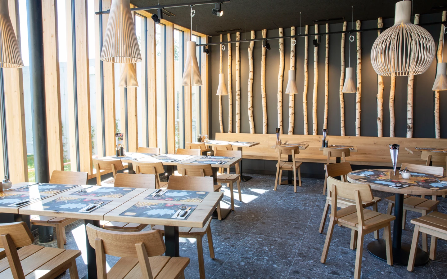 Innenbereich der Raststation Bodensee Hörbranz Innenbereich der Raststation Bodensee Hörbranz