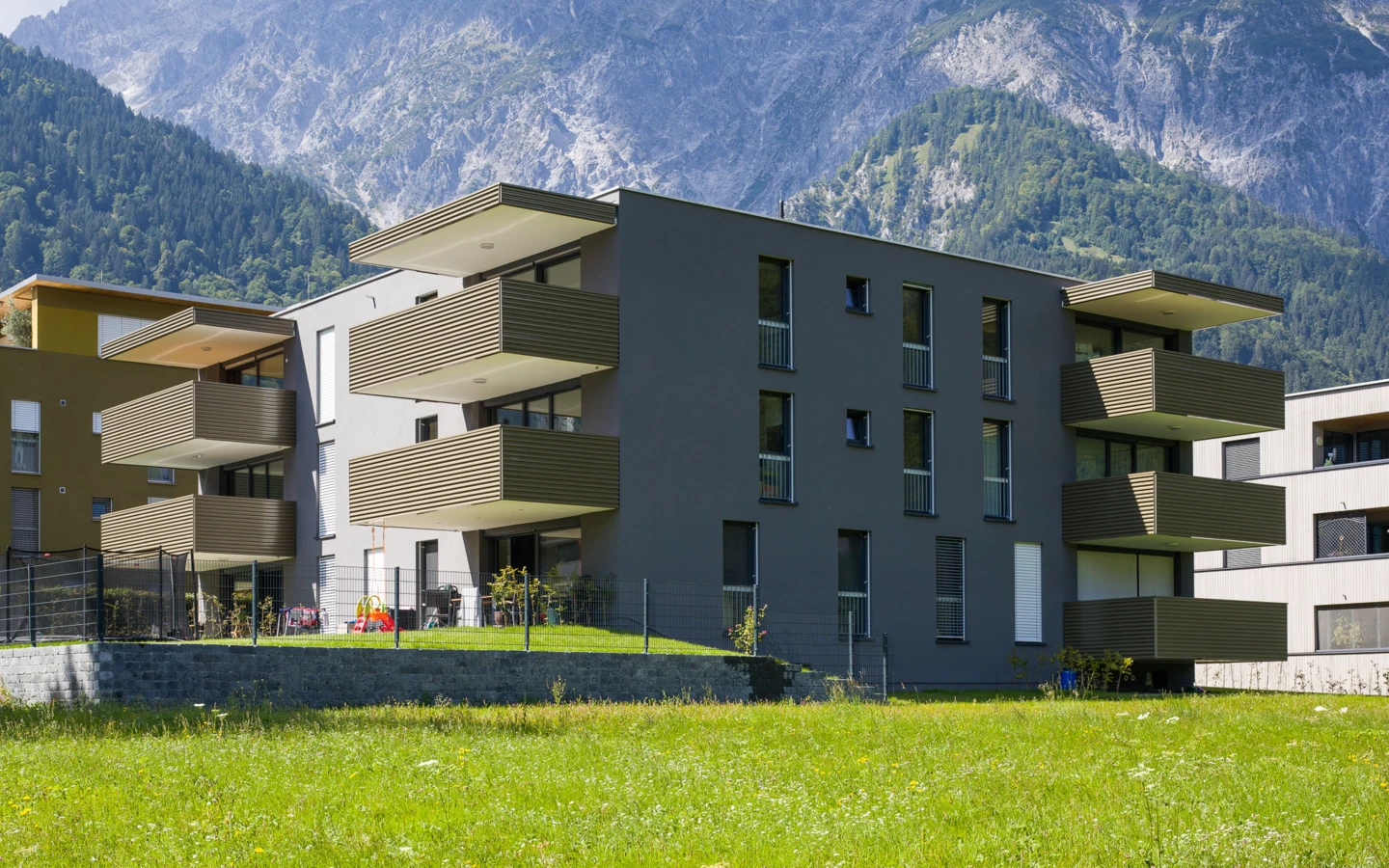 Wohnanlage Bahnhofsstrasse Vandans aussen 3 Wohnanlage Bahnhofsstrasse Vandans aussen 3