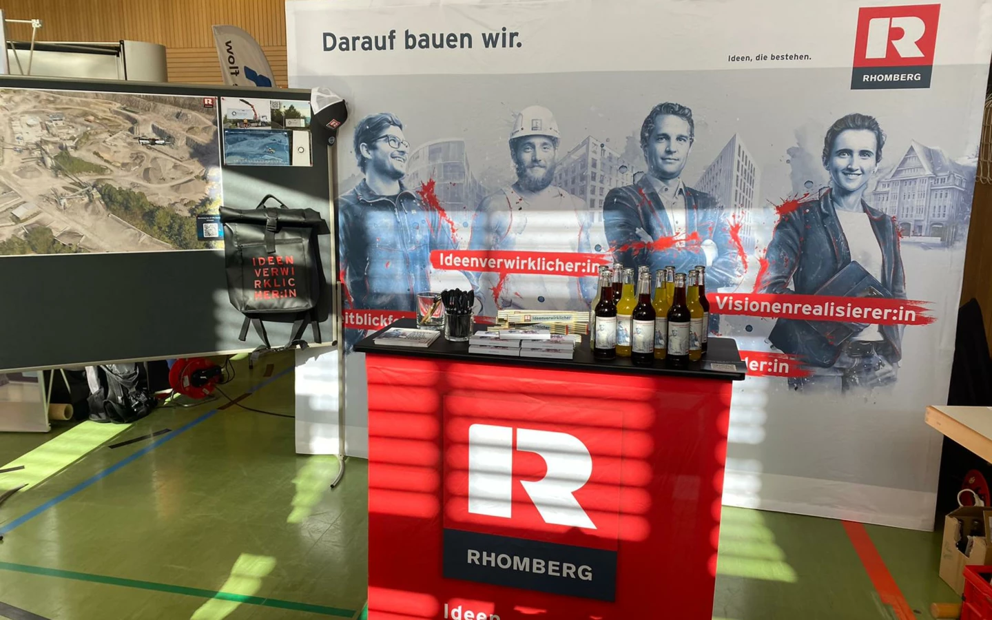 37740Messestand