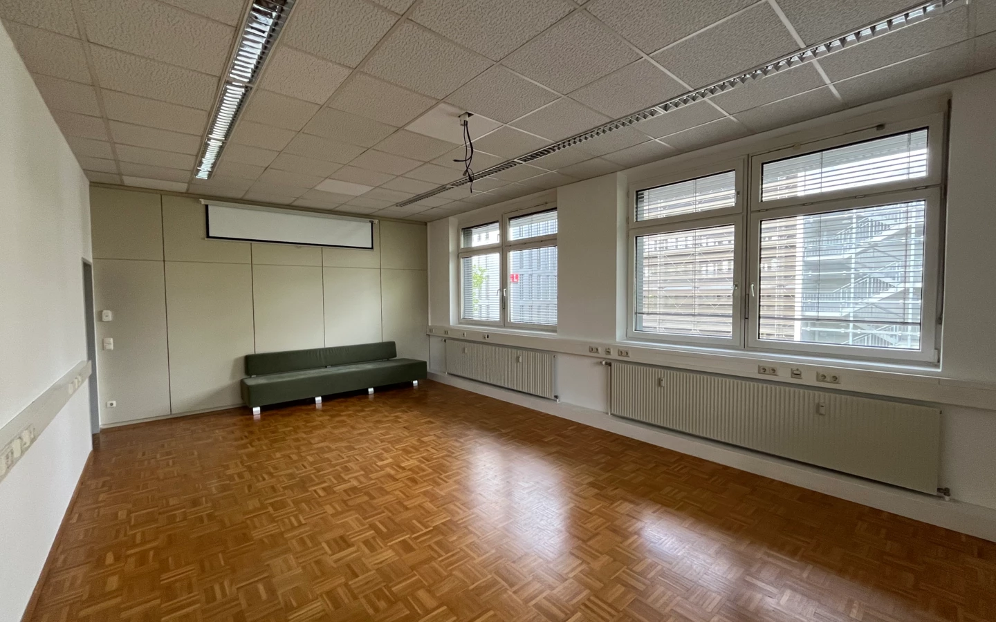 Top GR103_7 Top GR103_7