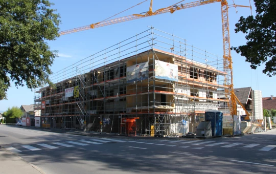 Die neue Wohnanlage von Alpenländischer und Rhomberg Bau in der Oberaustraße in Feldkirch-Gisingen. Die neue Wohnanlage von Alpenländischer und Rhomberg Bau in der Oberaustraße in Feldkirch-Gisingen.