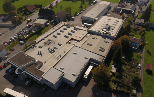 Das Rattpack-Areal in Dornbirn: Nach dem Auszug des Verpackungsspezialisten wird Käufer Rhomberg die gut 17 500 m2 behutsam weiterentwickeln.