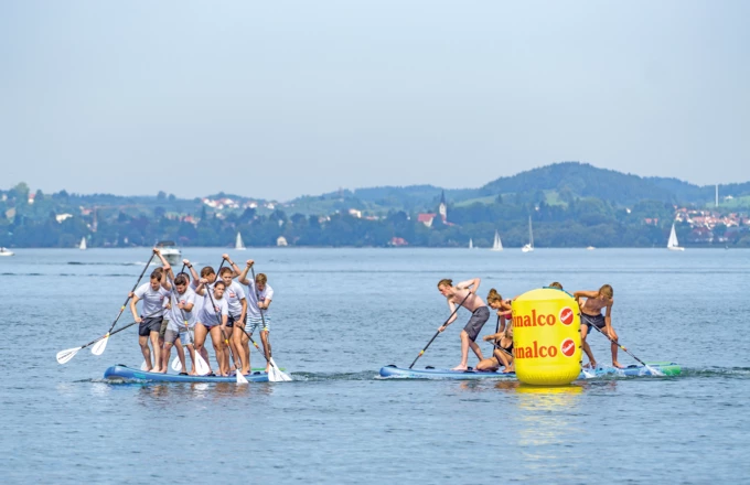Voller Körpereinsatz: Impressionen vom feucht-fröhlichen SUP-Challenge-Tages unseres GU-Wohnbau