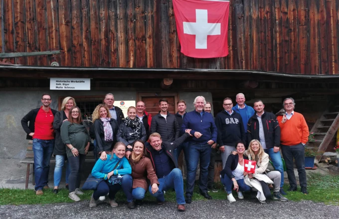 Das Rhomberg Bau AG Team vor der Mulin Schnaus