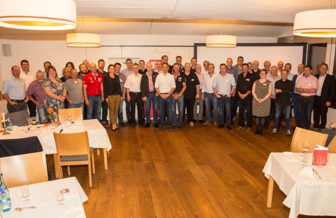 Die Jubilare der Rhomberg Gruppe mit ihren Geschäftsführern Hubert Rhomberg und Ernst Thurnher, WKO-Bauinnungsmeister Peter Keckeis und Bernhard Heinzle, Vizepräsident der Arbeiterkammer.