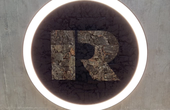 Nachhaltigkeit-leuchtet_Leuchten-aus-natürlichen-Kork