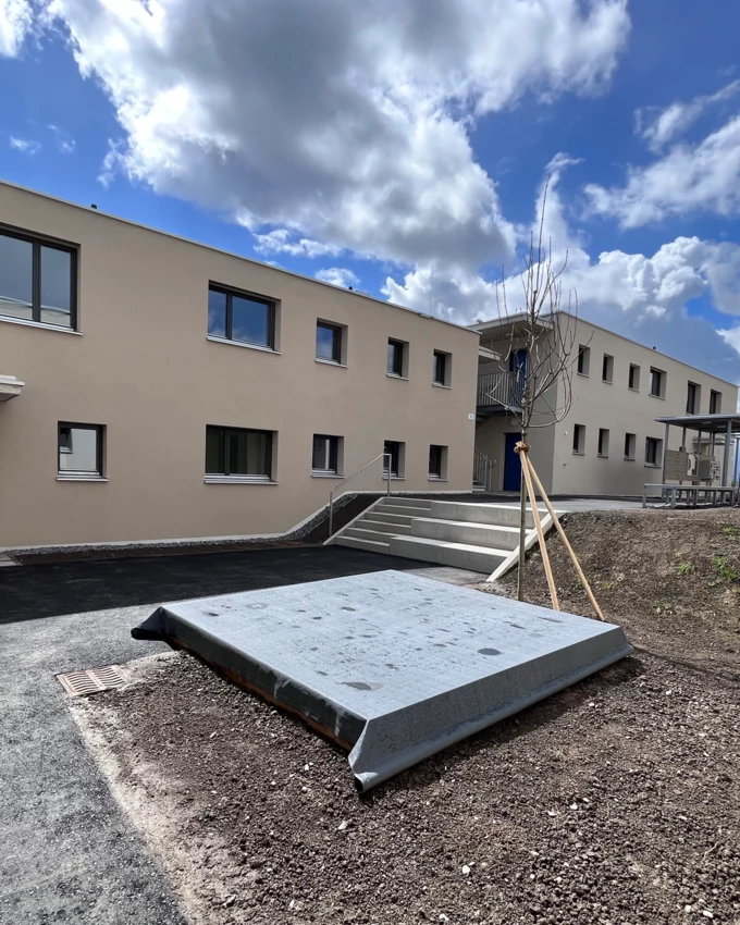 Die neue Wohnanlage von AGW und Rhomberg Bau in Feldkirch-Nofels bietet Platz für 18 Familien.