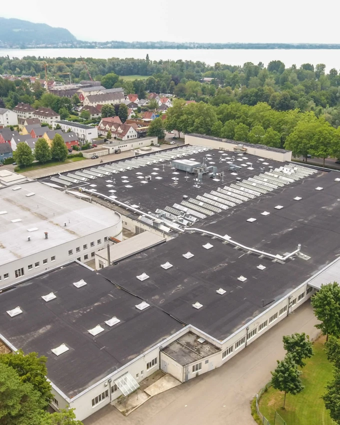 Herzliche Einladung: Am 9. Juli werden die städtebaulichen Entwürfe zur Zukunft des Zechwald-Areals vorgestellt und der Gewinner gekürt. Quelle: Rhomberg Bau