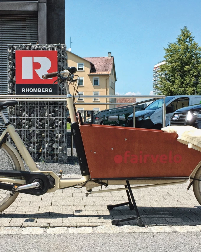 Praktische Sache: viel Stauraum dank fairvelo.