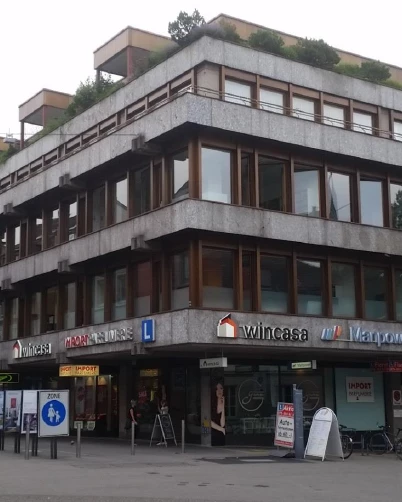 Das Wohn- und Geschäftshaus in Baden wird gesamtsaniert.