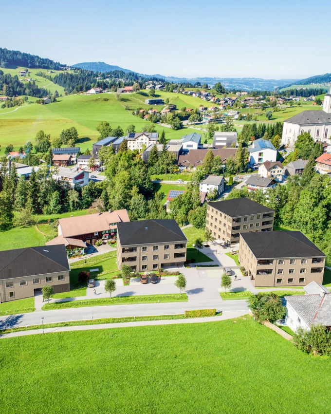 Wird sich harmonisch in die Umgebung einfügen: Das neue Wohnquartier Schwarzen von Sohm in Alberschwende. Bildnachweis: Hof 437 – Thomas Knapp