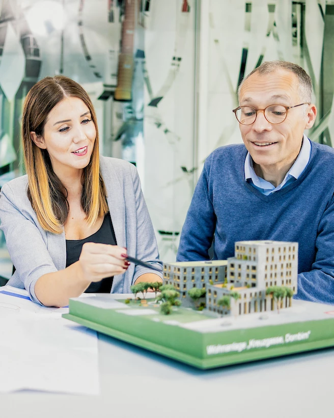 Team-meeting-bauplan-wohnbau