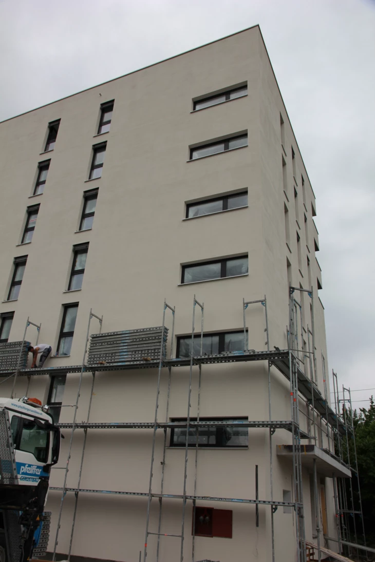 Die neue Wohnanlage von AH und Rhomberg Bau entsteht im Wuhrbaumweg 76 in Bregenz. Die neue Wohnanlage von AH und Rhomberg Bau entsteht im Wuhrbaumweg 76 in Bregenz.