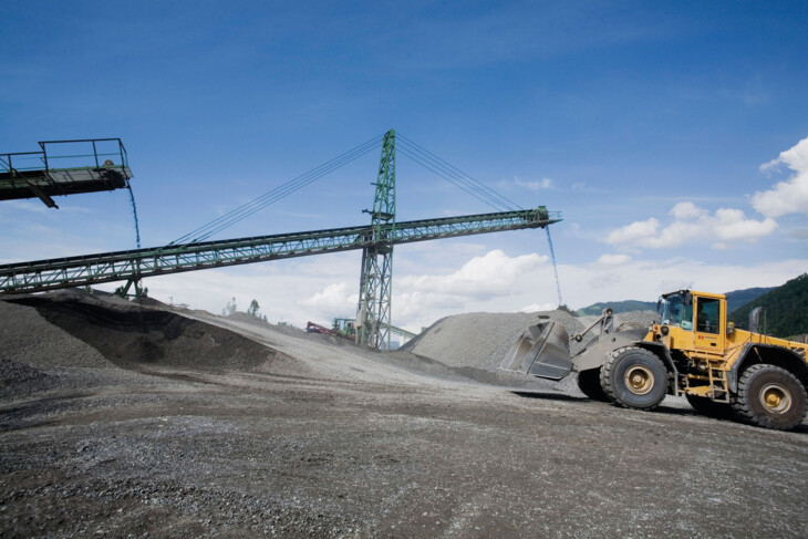 Steinbruch Ressourcen Center Rheintal Rhomberg Bagger Steinbruch Ressourcen Center Rheintal Rhomberg Bagger