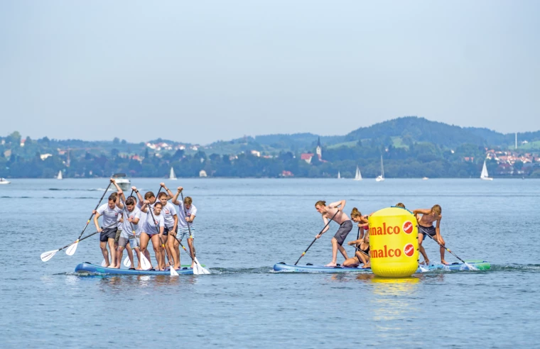 Voller Körpereinsatz: Impressionen vom feucht-fröhlichen SUP-Challenge-Tages unseres GU-Wohnbau