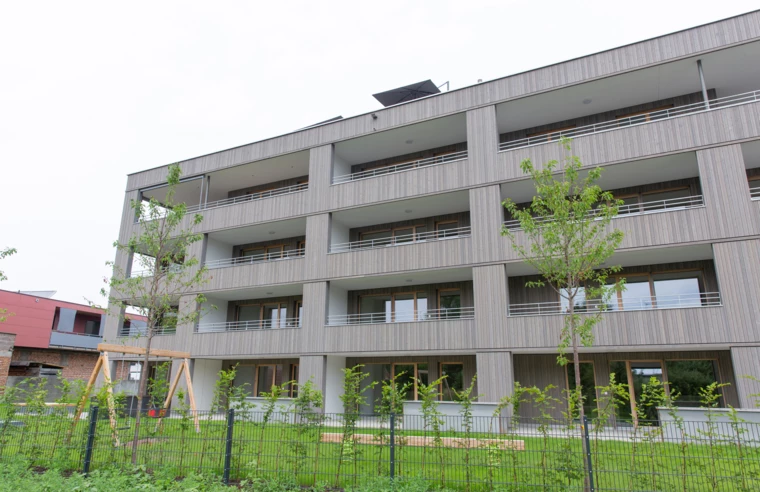 Auch Vorarlberger Privatleute bereichern den Wohnungsmarkt im Ländle: Hier die neue Anlage in der Lustenauer Blumenaustraße, in der 17 Mietparteien ein neues Zuhause gefunden haben.