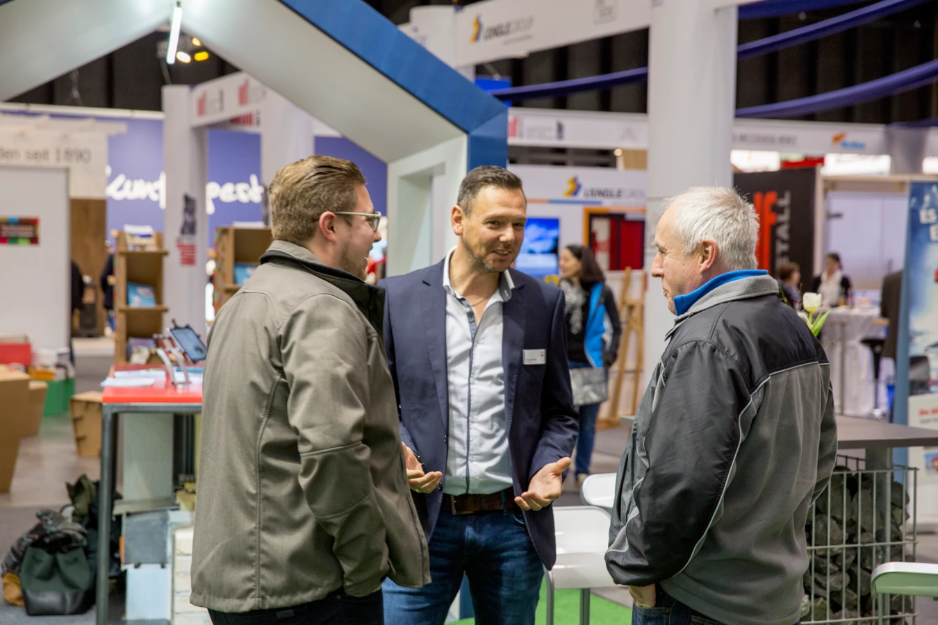 Direkte Beratung vom Bauprofi Direkte Beratung vom Bauprofi