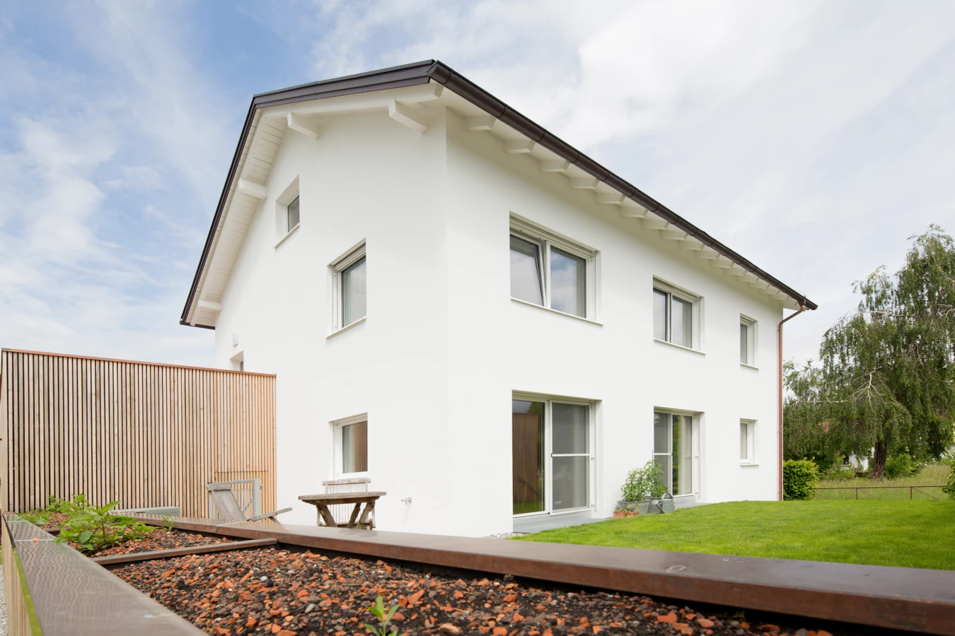 Umbau Einfamilienhaus Greussing-Pallavicini Aussenansicht Umbau Einfamilienhaus Greussing-Pallavicini Aussenansicht