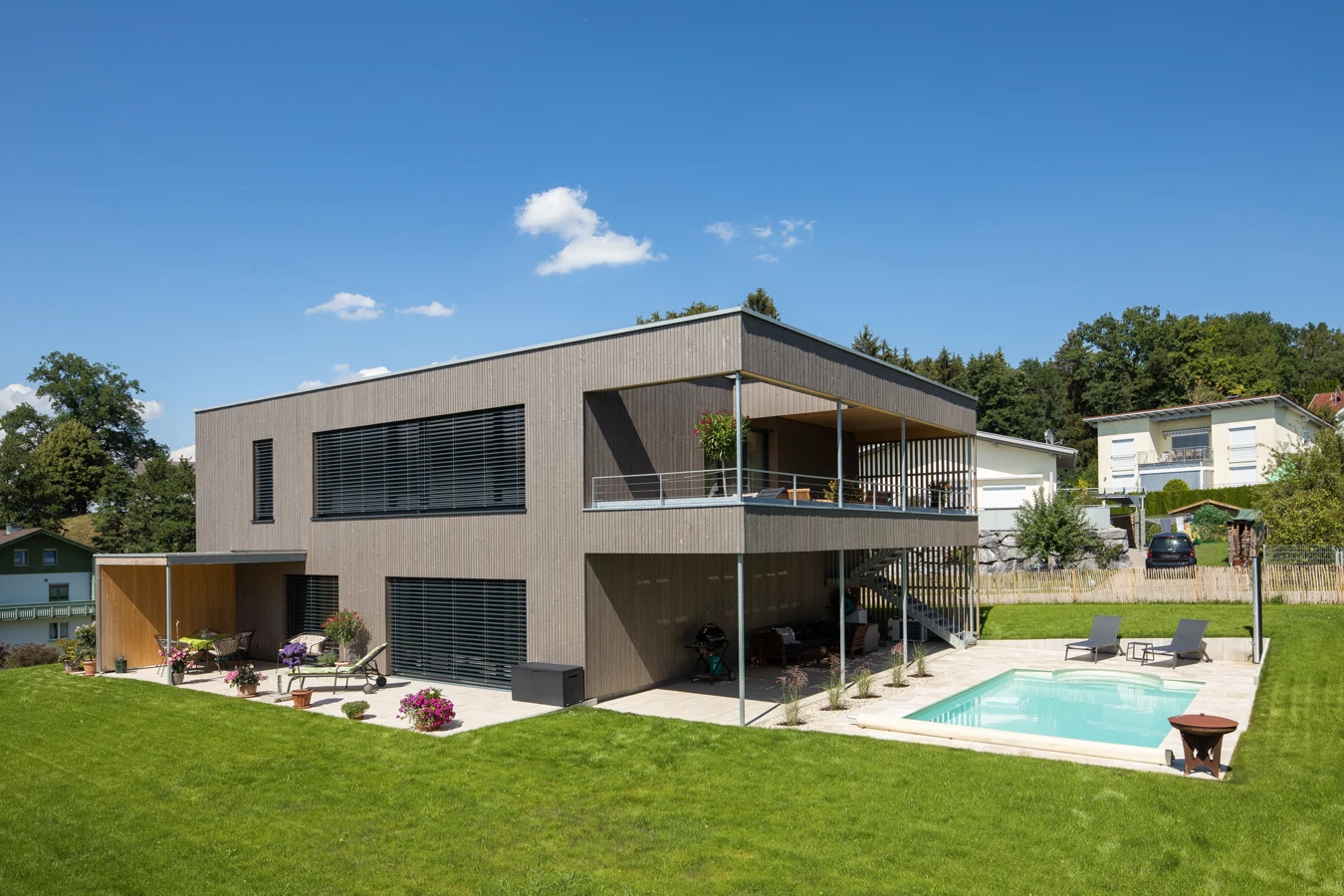 Das sanierte und erweiterte Generationenhaus in Hohenweiler (© Dietmar Walser) Das sanierte und erweiterte Generationenhaus in Hohenweiler (© Dietmar Walser)