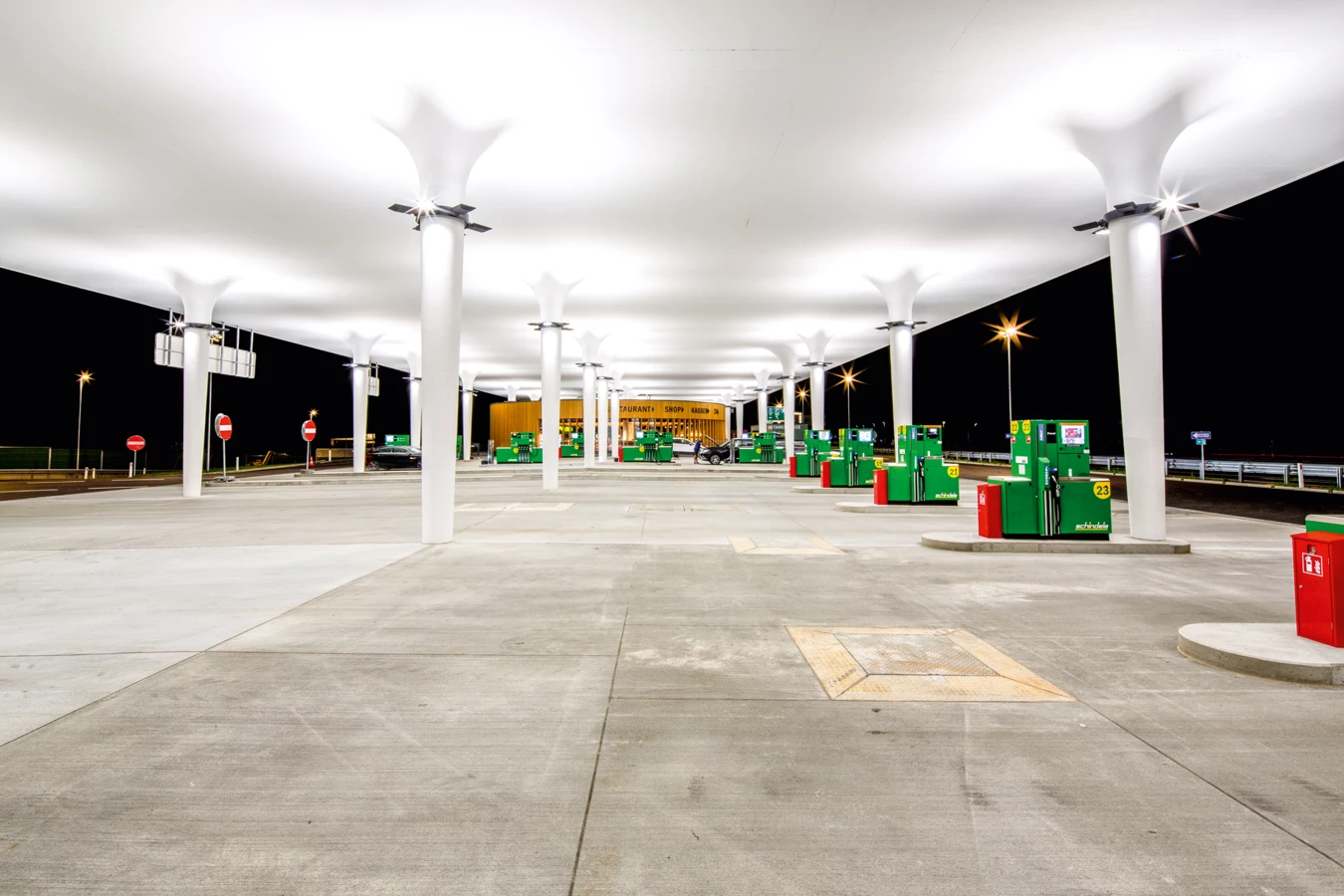 Tankstellenbereich der Raststation Bodensee Hörbranz