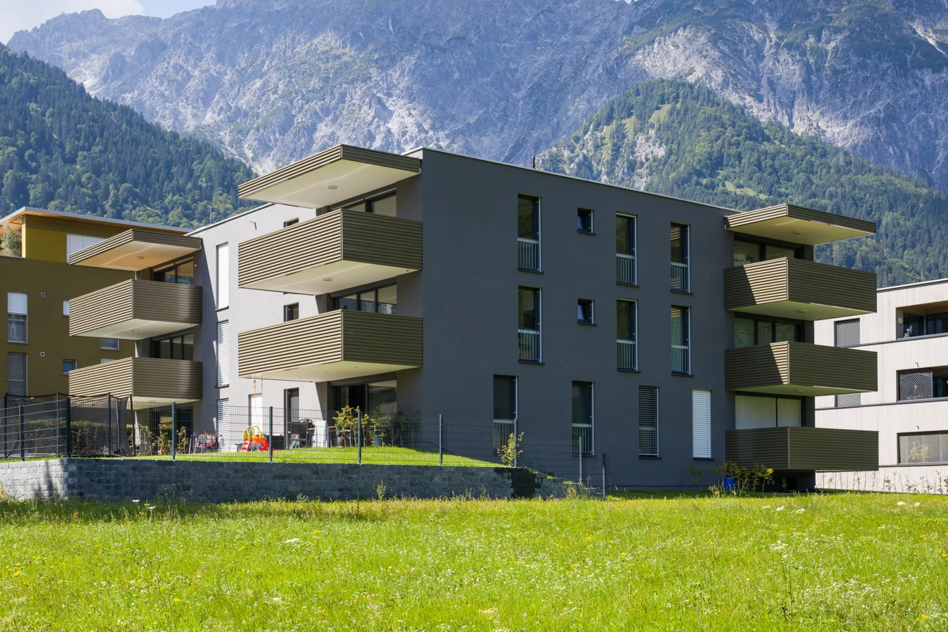 Wohnanlage Bahnhofsstrasse Vandans aussen 3 Wohnanlage Bahnhofsstrasse Vandans aussen 3