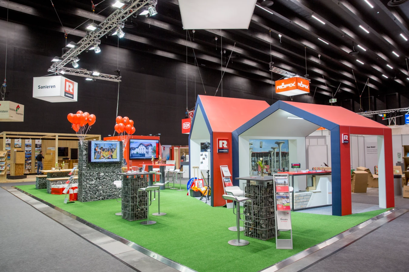 Der Rhomberg Messestand vor dem "Ansturm" Der Rhomberg Messestand vor dem "Ansturm"