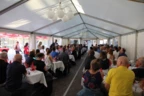„Volles Haus“ beim Richtfest des Wohnprojekts „Atrium Wohnen“ in Kempten.