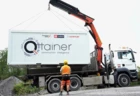 Von außen ein handelsüblicher Baustellencontainer, innen ein Komplettsystem zur Datenerfassung und -analyse auf Baustellen: der Q-tainer von Dätwyler IT Infra und der Rhomberg Sersa Rail Group.
