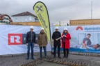 Die BU lautet: Legten den Grundstein für das Rheindorf Lustenau (v. l. n. r.): Martin Summer, Rhomberg Bau, Kurt Fischer, Bürgermeister Lustenau, Lukas Hopfner, Raiffeisenbank Im Rheintal, und Alexandra Schalegg, Alpenländische Gemeinnützige WohnbauGmbH.