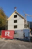 Am Ziel: Beim gemeinsamen Wohnbauprojekt von Alpenländischer Heimstätte und Rhomberg Bau in der Burgstraße, Hohenems, steht der Firstbaum.
